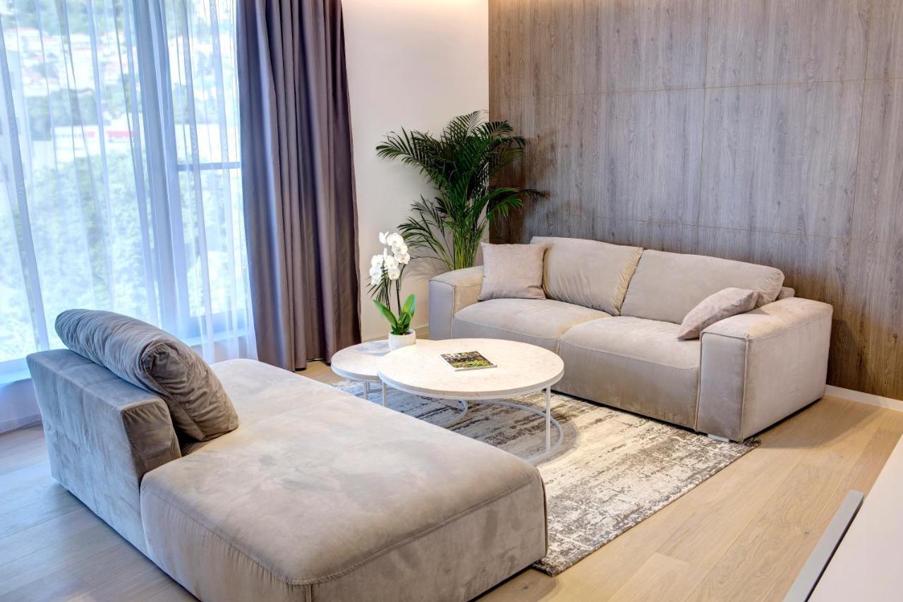Four Blue Seasons - Luxury Apartamento *