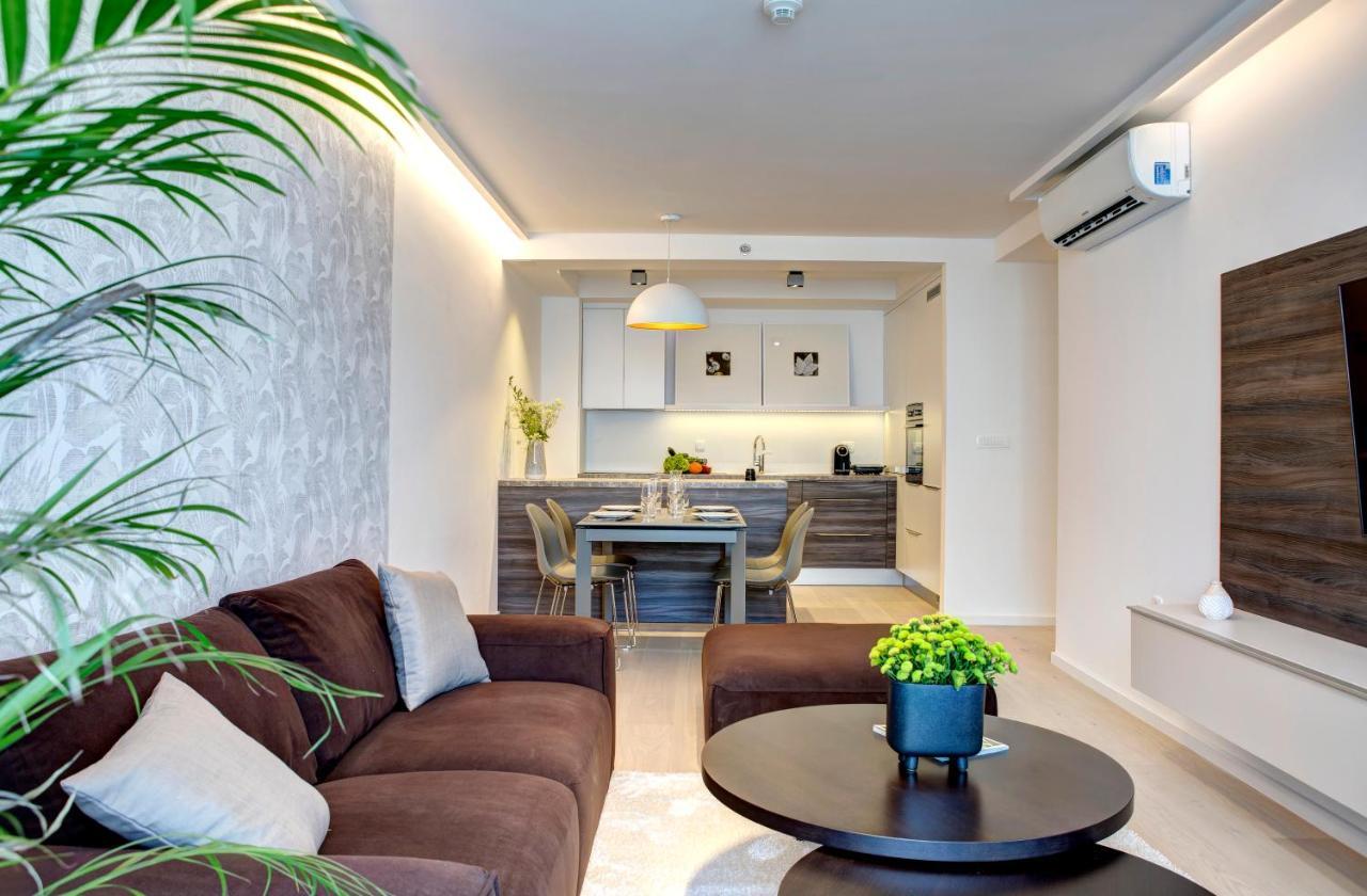Four Blue Seasons - Luxury Apartamento *