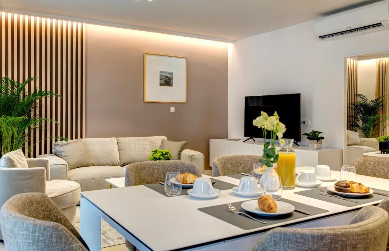 Four Blue Seasons - Luxury Apartamento *